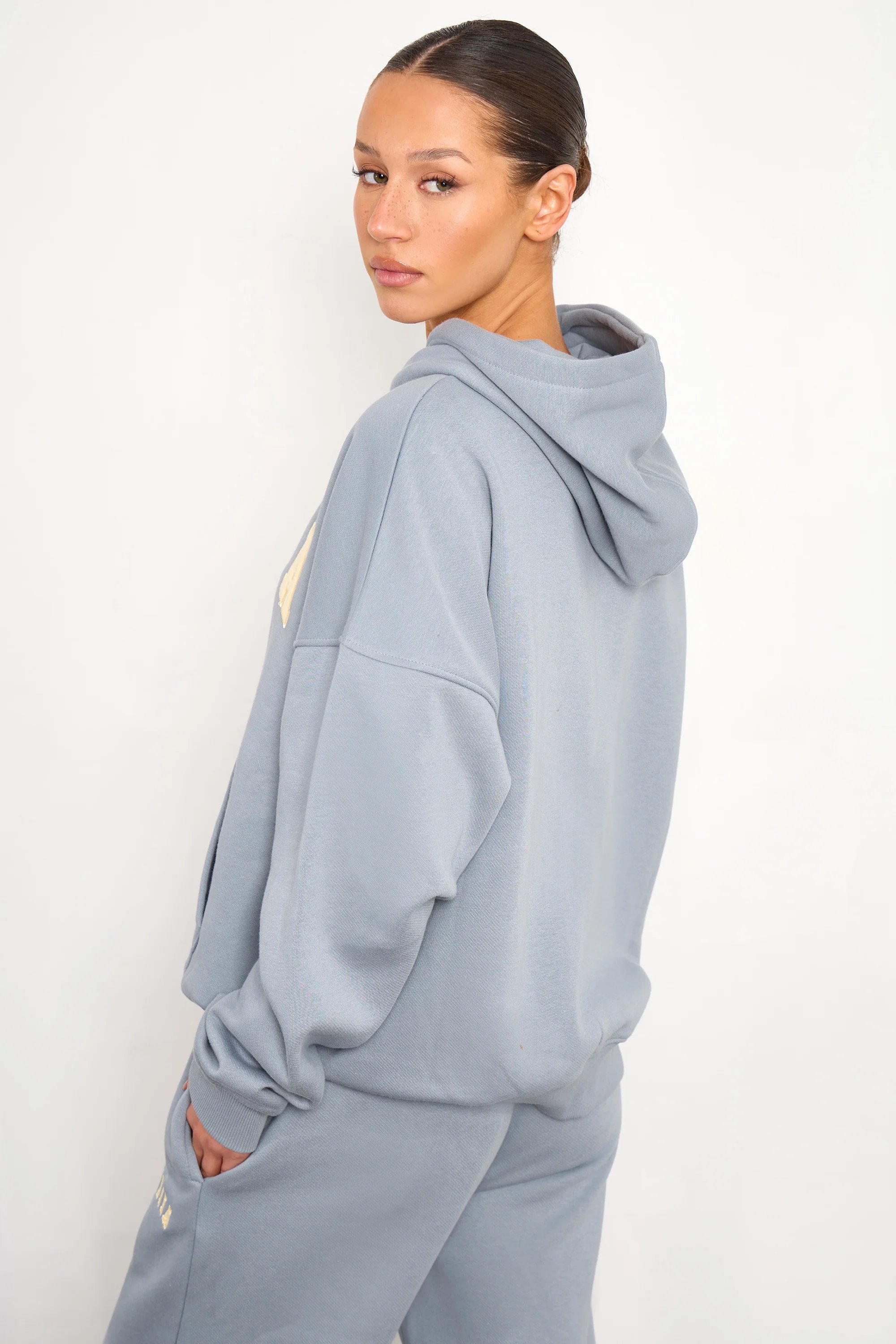 Kaiia Kaiia Slogan Oversized Hoodie Mist Grey & Yellow - 4