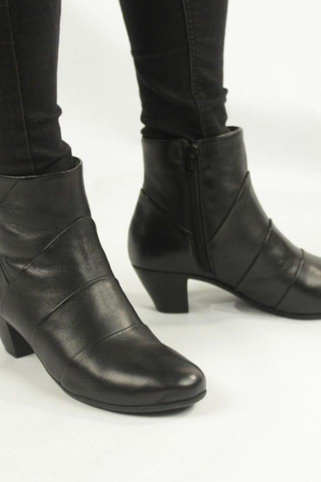 Cipriata Cipriata Women's Ginerva Folded Vamp Ankle Boots in Black - 2
