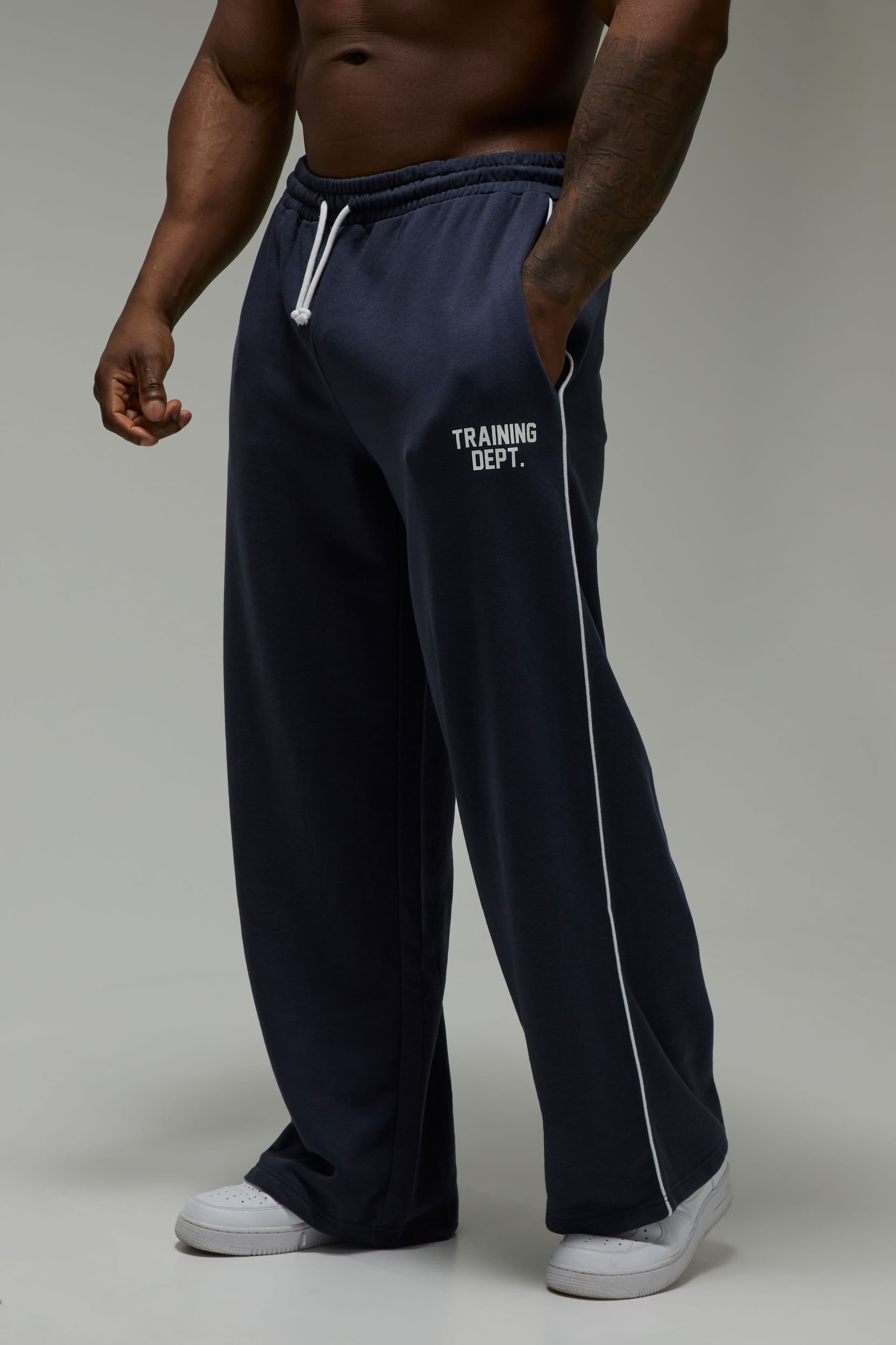 Training Dept. Training Dept. Men's Training Dept Wide Leg Piping Jogger in Navy