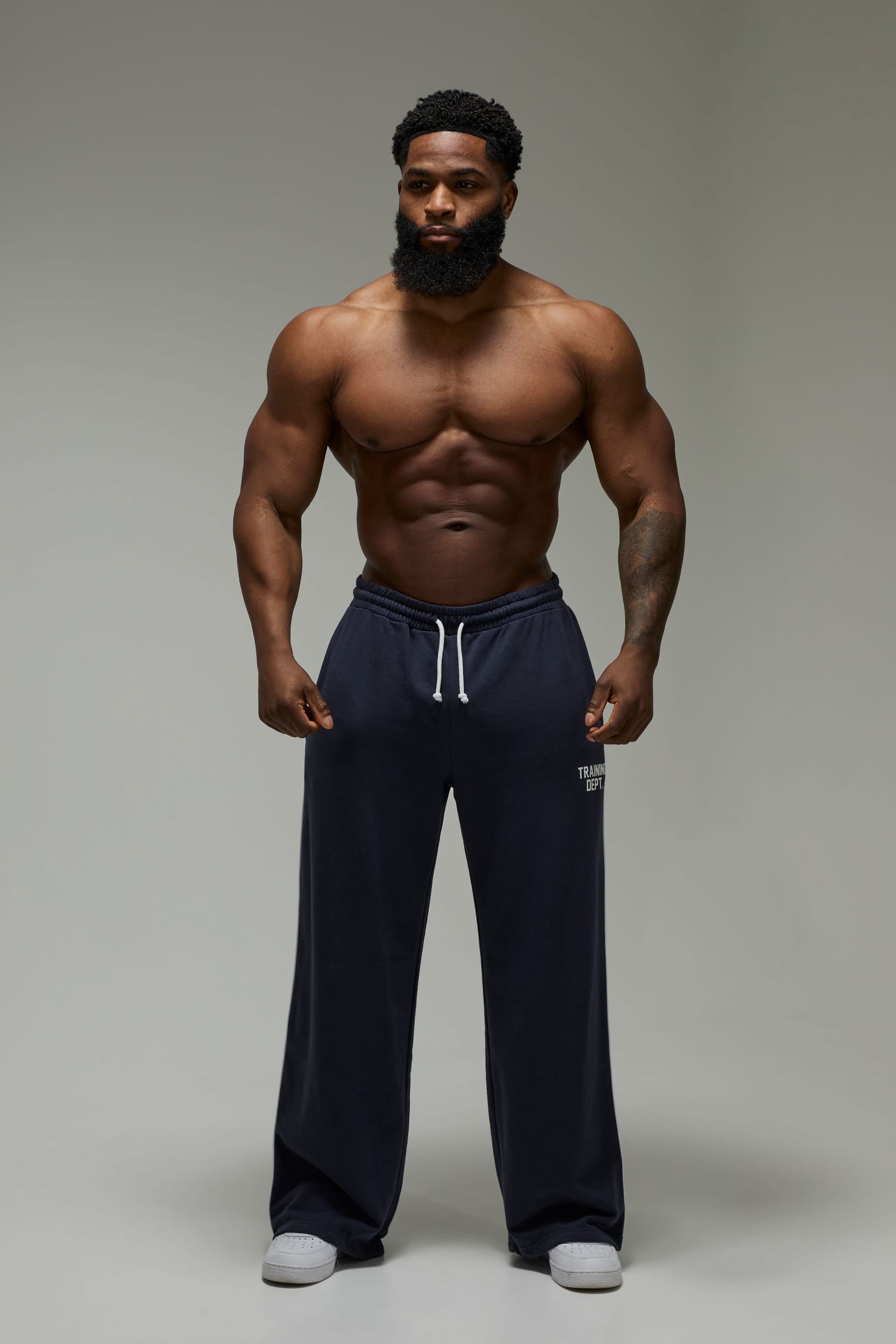 Training Dept. Training Dept. Men's Training Dept Wide Leg Piping Jogger in Navy - 4