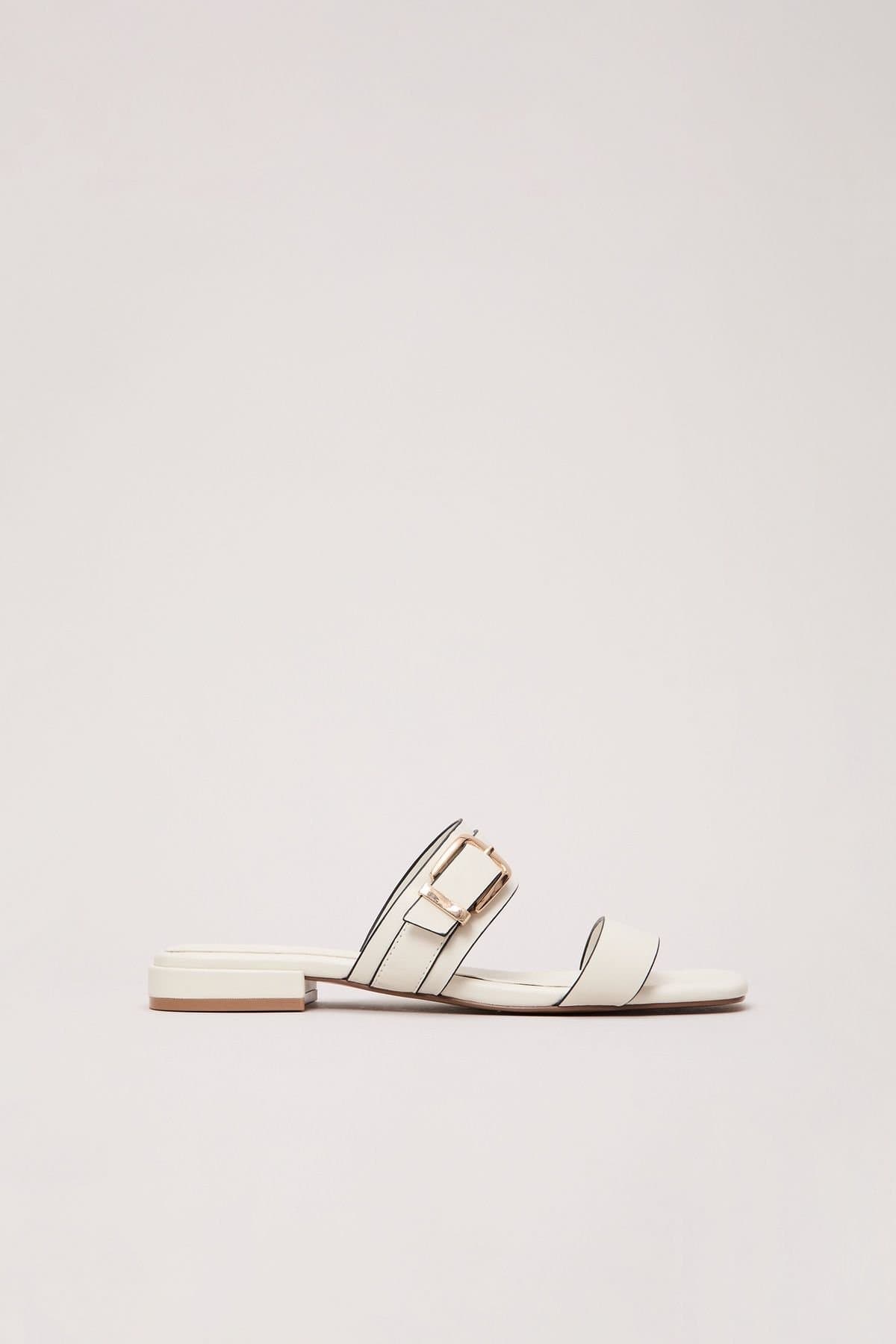 Phase Eight Phase Eight Women's Buckle Flat Sandal in Off-White