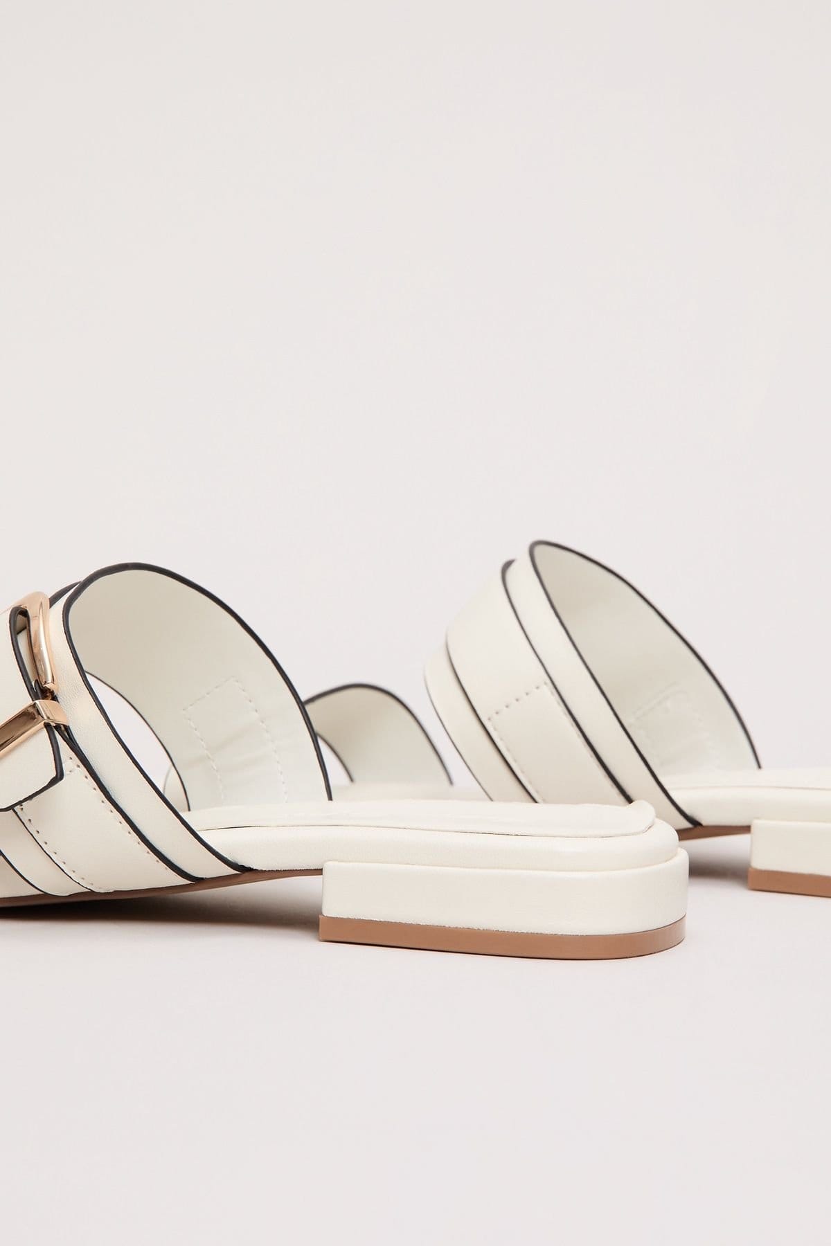 Phase Eight Phase Eight Women's Buckle Flat Sandal in Off-White - 4