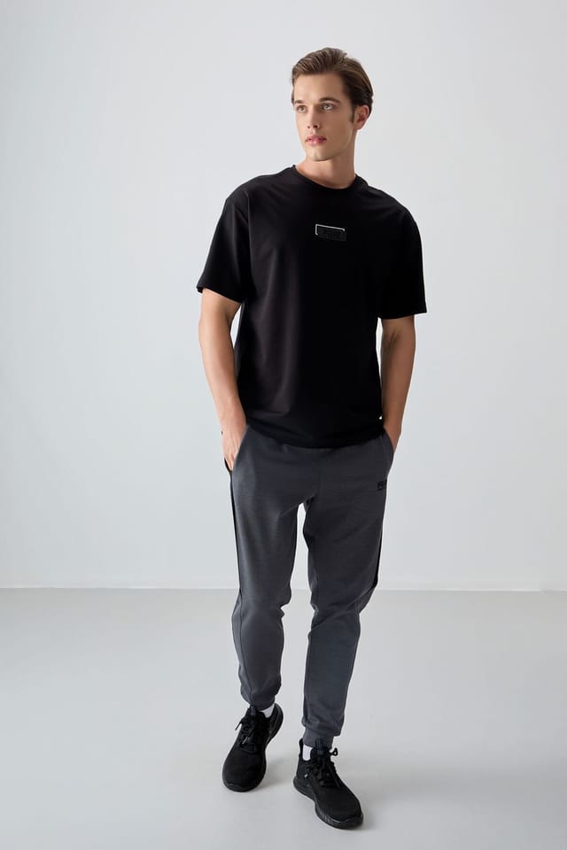 Tommy Life Tommy Life Men's Oversized Logo Patch T-Shirt in Black - 2