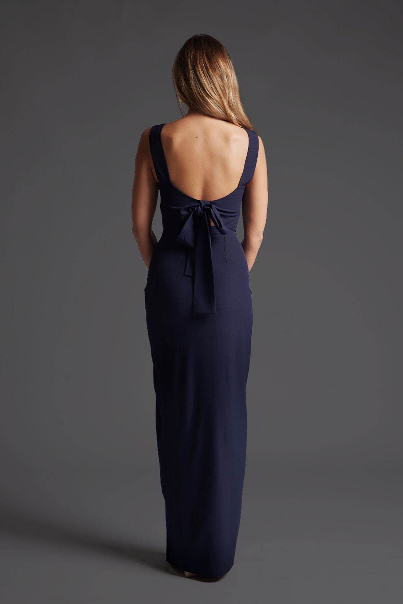 Vesper Vesper Women's Low Back Maxi Dress With Bow in Navy - 4