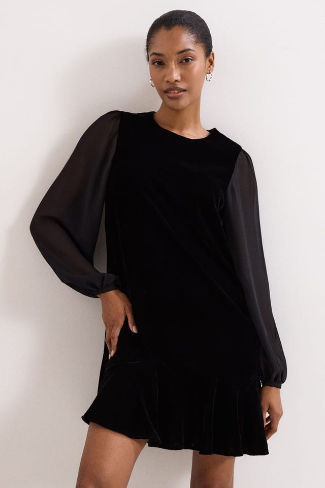 Phase Eight Phase Eight Women's Velvet Long Sleeve Swing Dress in True Black - 3