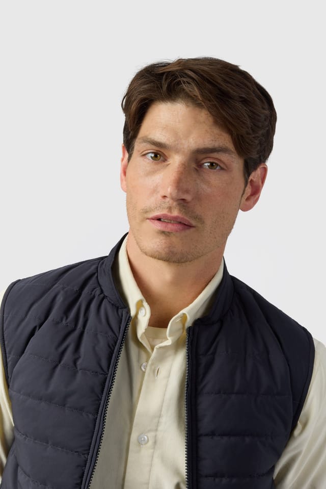 Melka Melka Men's Padded Gilet in Navy - 3