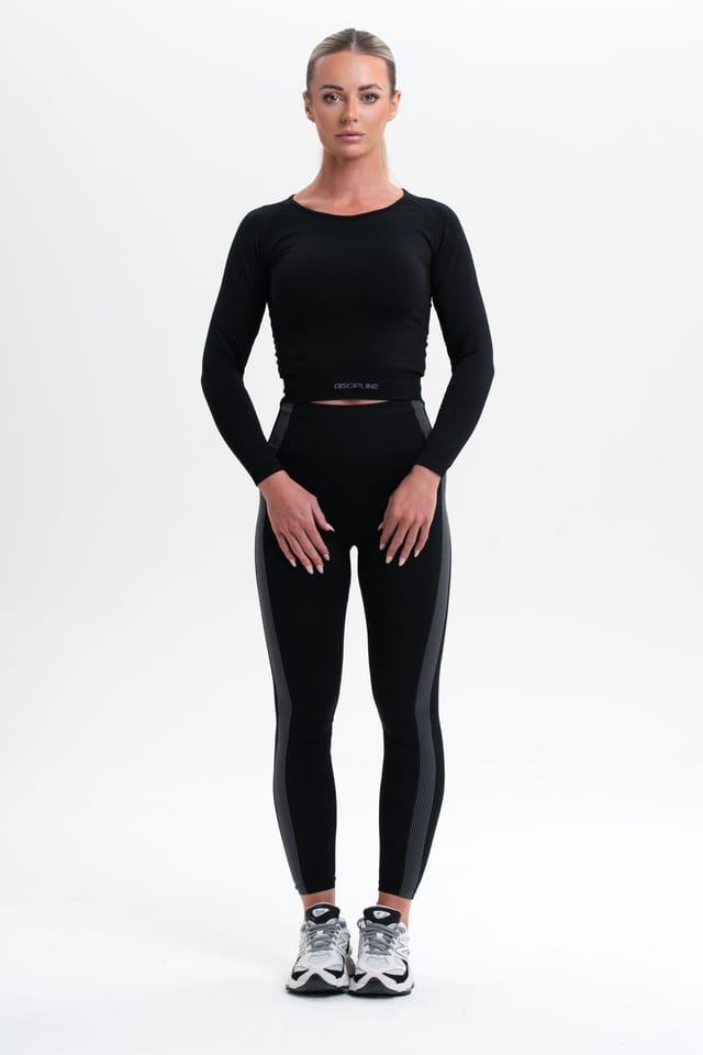 Discipline 365 Discipline 365 Women's Discipline Seamless Sports Fitness Long Sleeve Top in Black - 2