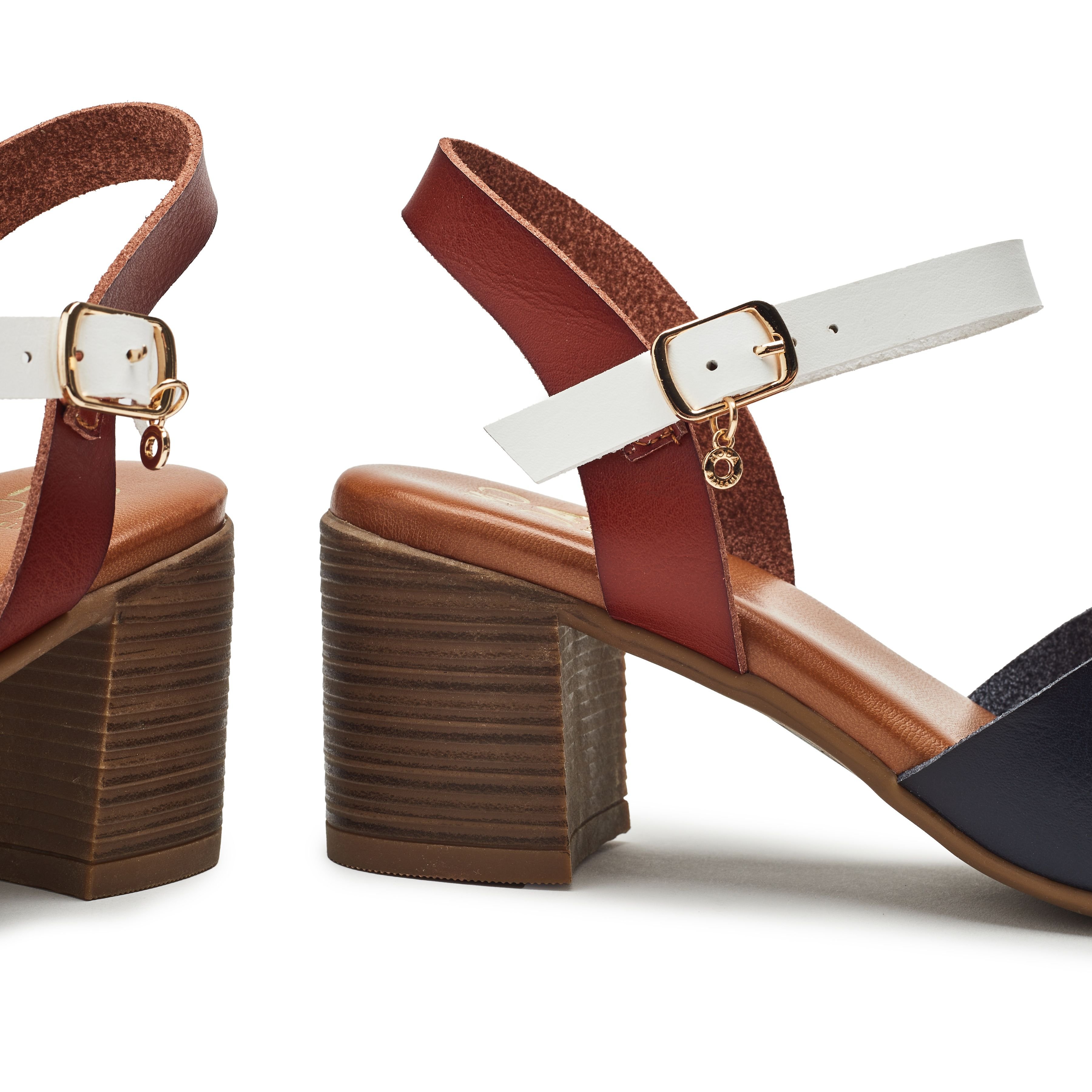 Moda In Pelle Moda In Pelle Women's 'Novie' Porvair Heeled Sandals in Navy - 4