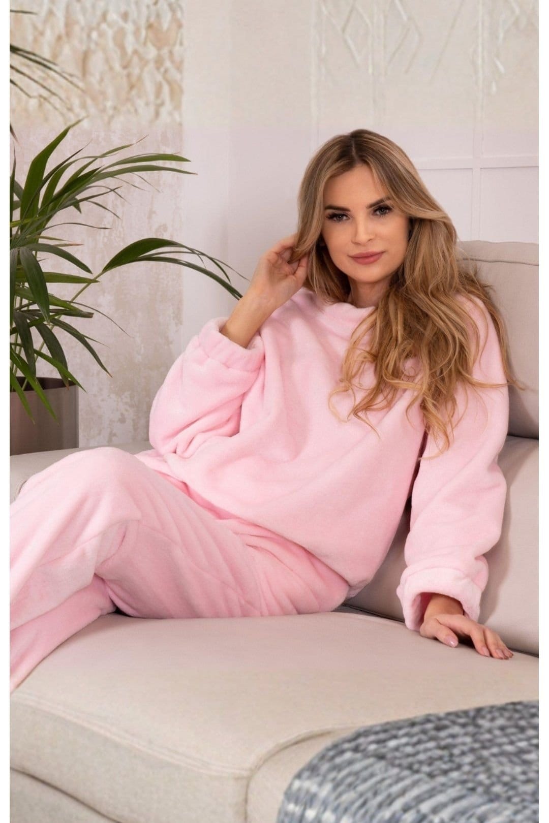 Love Lace Love Lace Women's Velour Microfleece Oversize Tracksuit Dress Set in Pink - 4