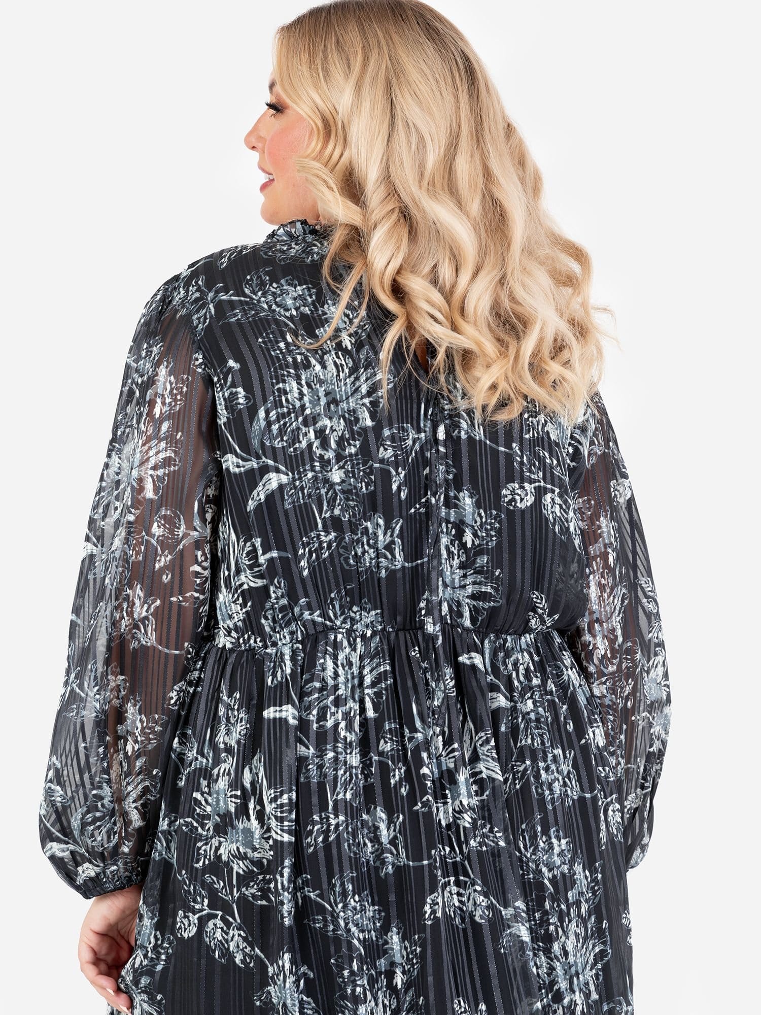 Lovedrobe Lovedrobe Women's Long Sleeve V Neck Maxi Dress in Black - 4