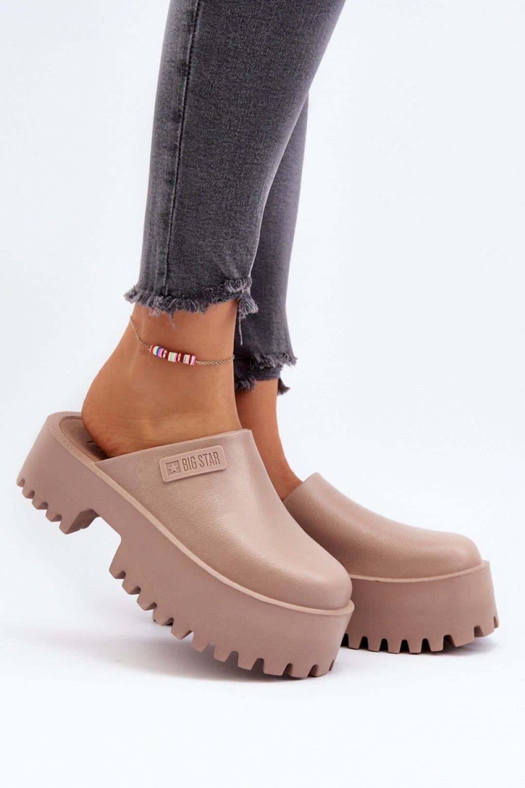 Love Lace Love Lace Women's Big Star Fashion Clogs Lightweight Comfort Everyday Wear in Beige