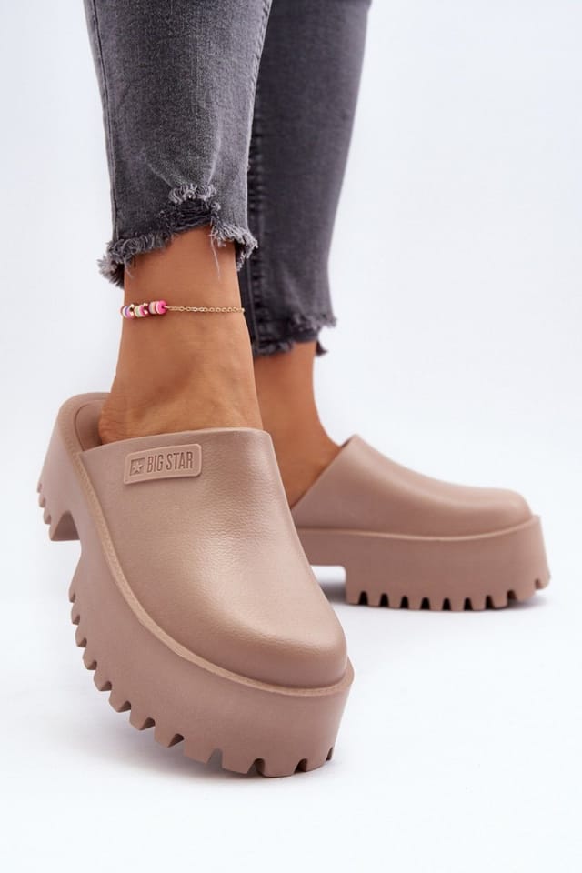 Love Lace Love Lace Women's Big Star Fashion Clogs Lightweight Comfort Everyday Wear in Beige - 3