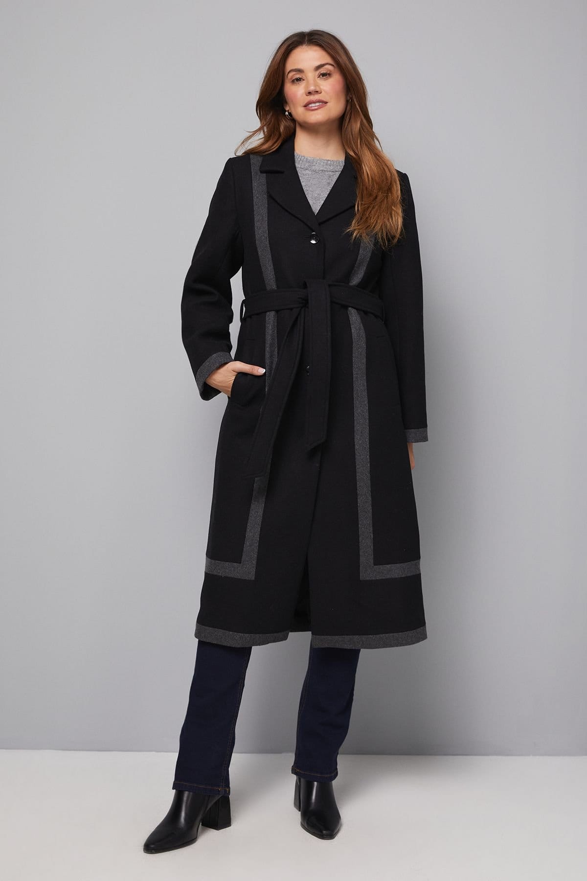 Wallis Wallis Women's Contrast Detail Belted Coat in Black - 4