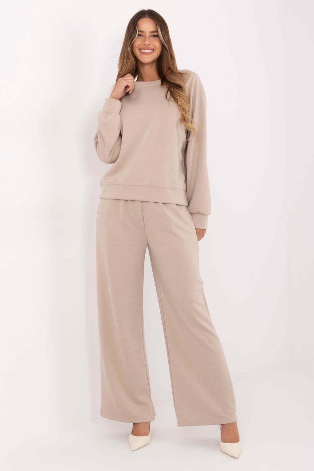 Love Lace Love Lace Women's Buttery Soft Loungewear Tracksuit Set in Beige