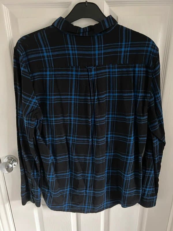 New Look New Look men’s blue and black checked shirt