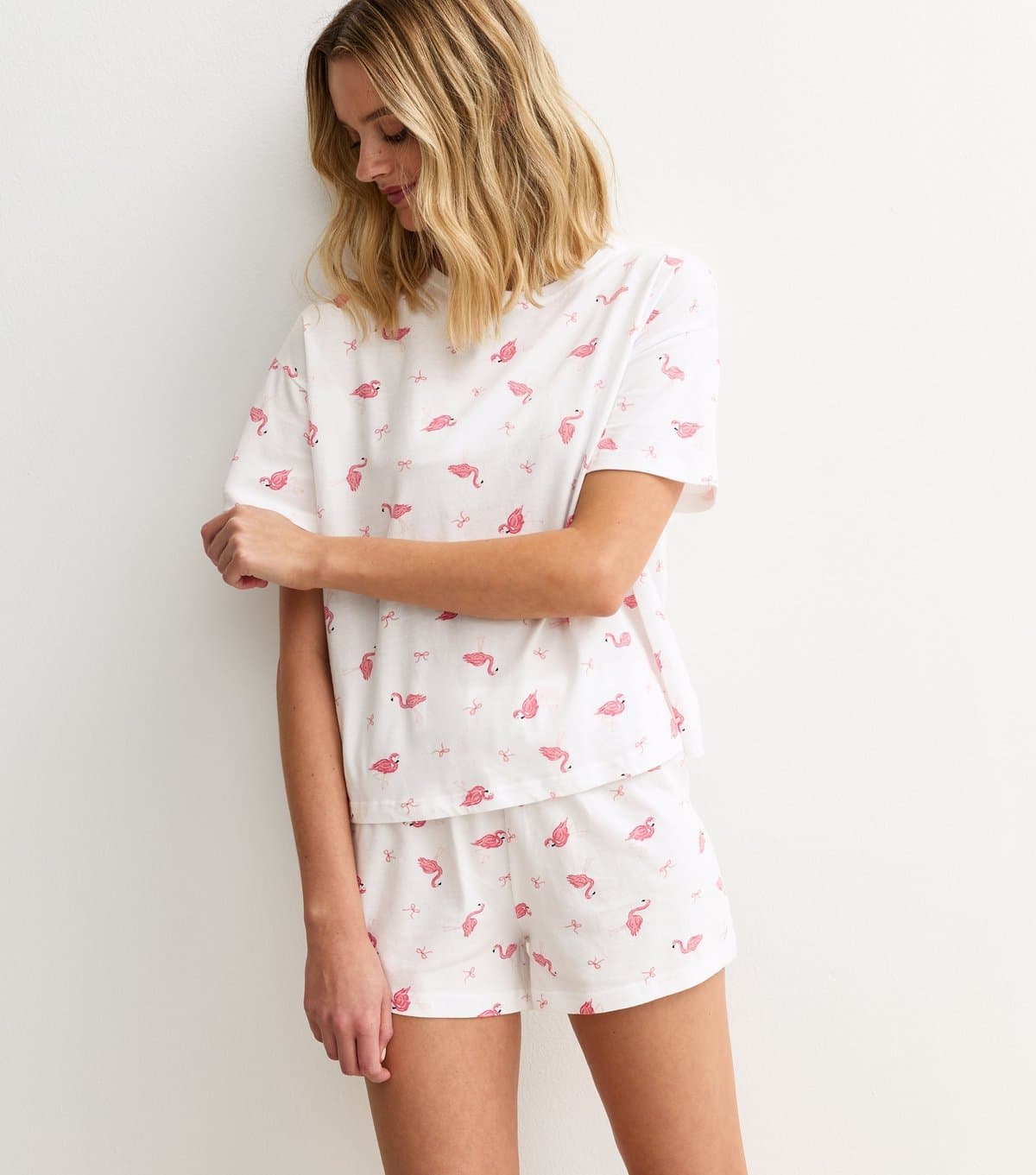 New Look Women's White Flamingo Print T-Shirt and Shorts Pyjama Set New Look