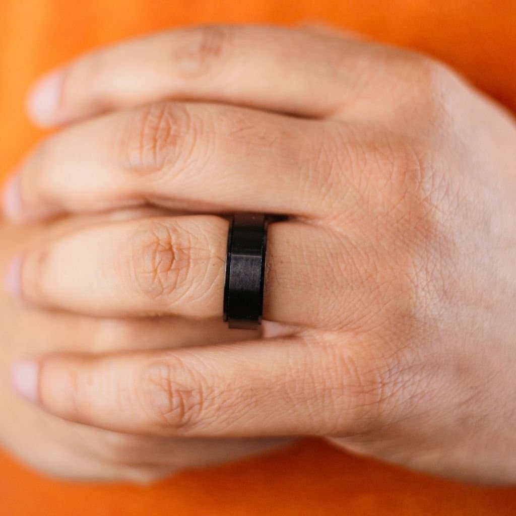 The Colourful Aura The Colourful Aura Men's 8mm Matt Black Engagement Spinner Tungsten Wedding Ring Band