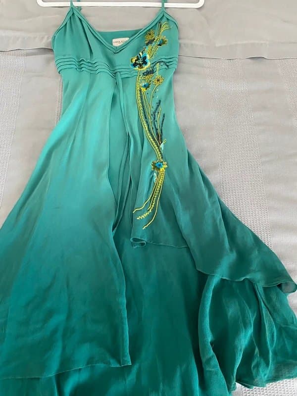Karen Millen Vintage Y2K rare Karen millen green ombré floaty ruffle asymmetrical strappy midi dress