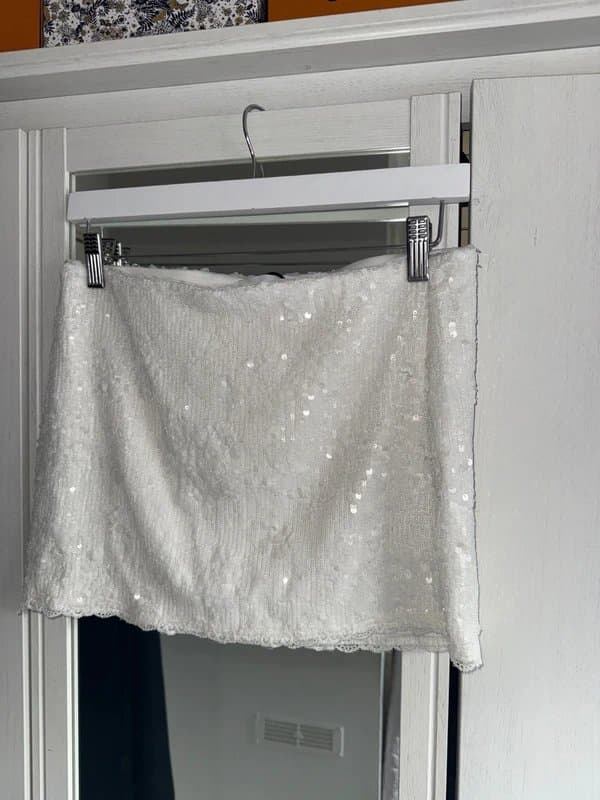 Bershka Bershka sequin white skirt size medium new