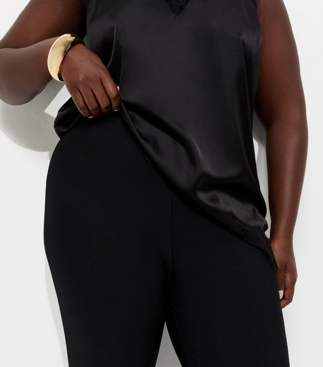 New Look Women's Plus Size Black Ribbed Flared Trousers Curves New Look - 2