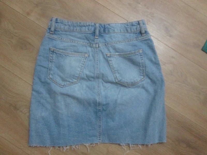 New Look New Look size 8 100% cotton short denim skirt Great condition