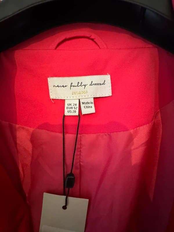 Never Fully Dressed Never Fully Dresses Red and Pink blazer - new size 24