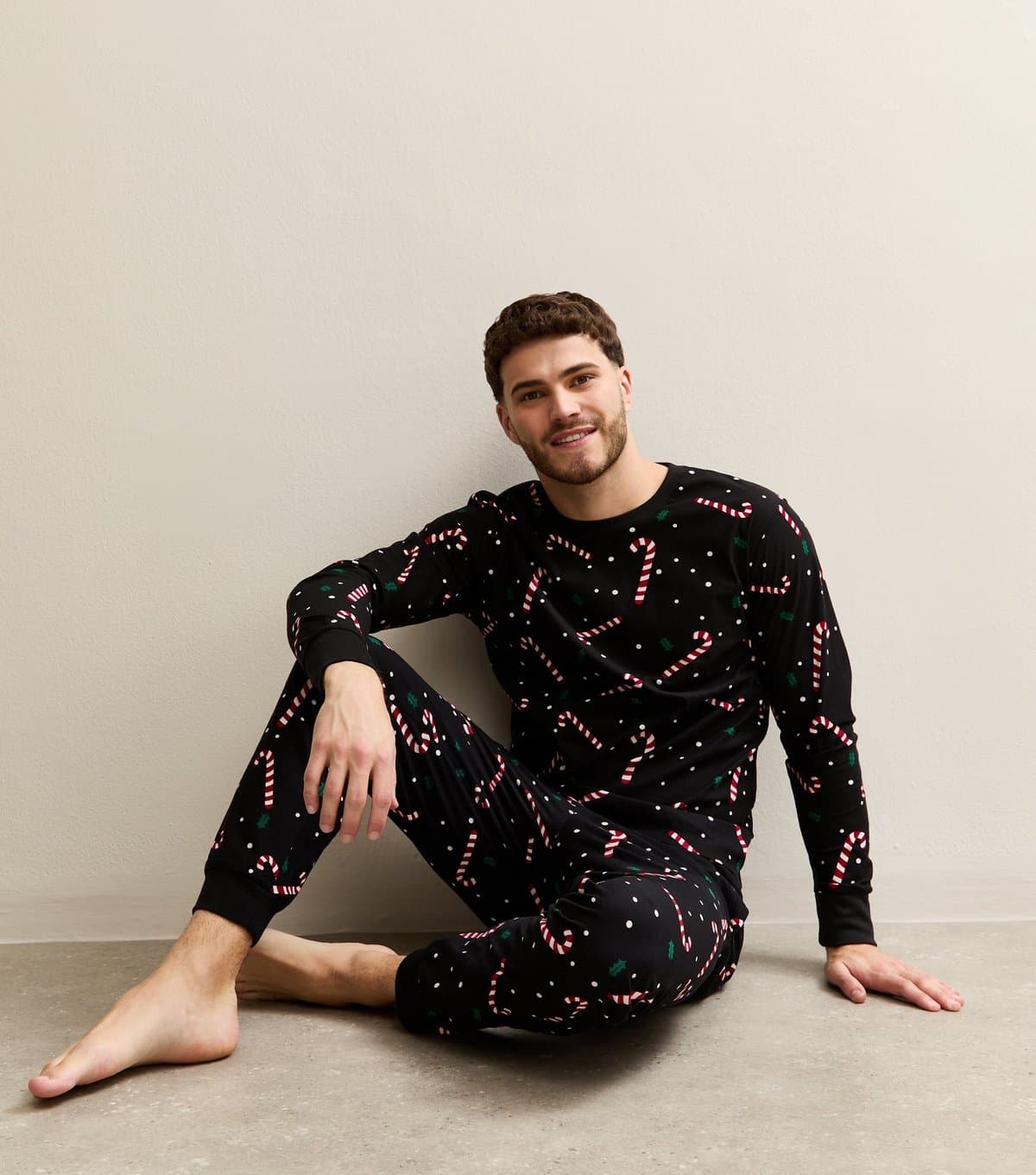 jack & jones Men's Black Candy Cane Printed Lounge Set Jack & Jones New Look