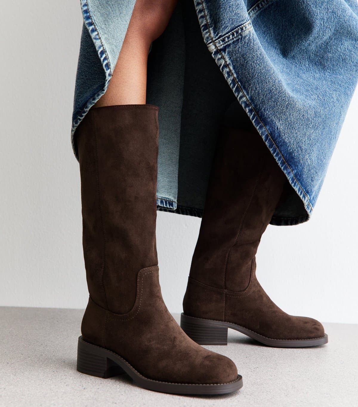 New Look Women's Dark Brown Faux Suede Pull On Boots Vegan New Look