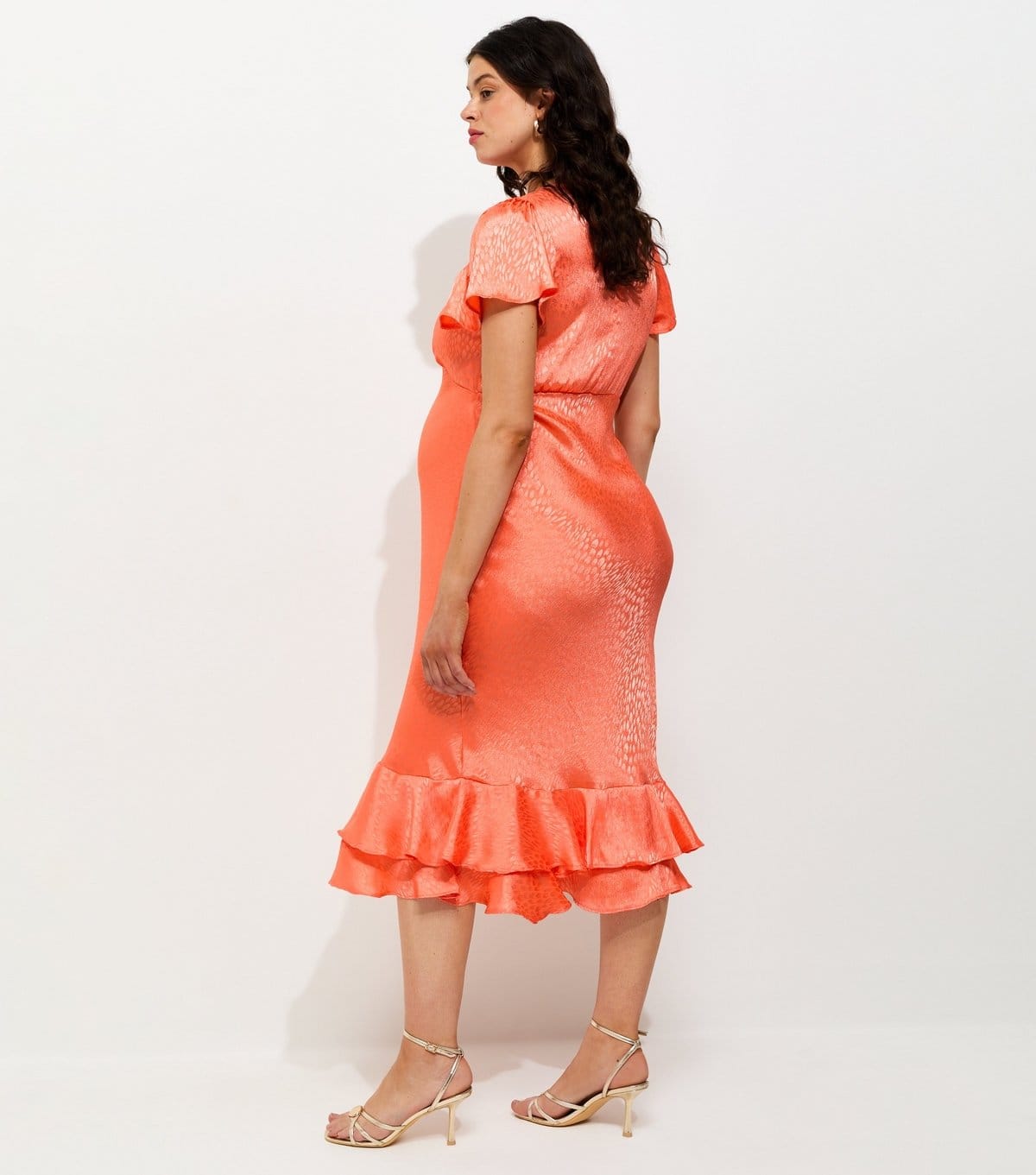 New Look Women's Maternity Bright Orange Feather Jacquard Satin Midi Dress New Look - 4