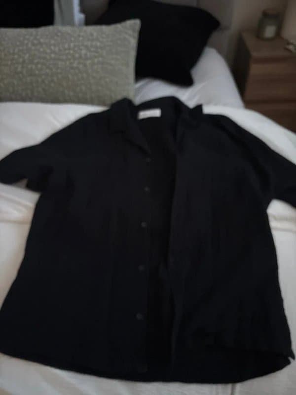 Bershka Men’s black Berksha shirt