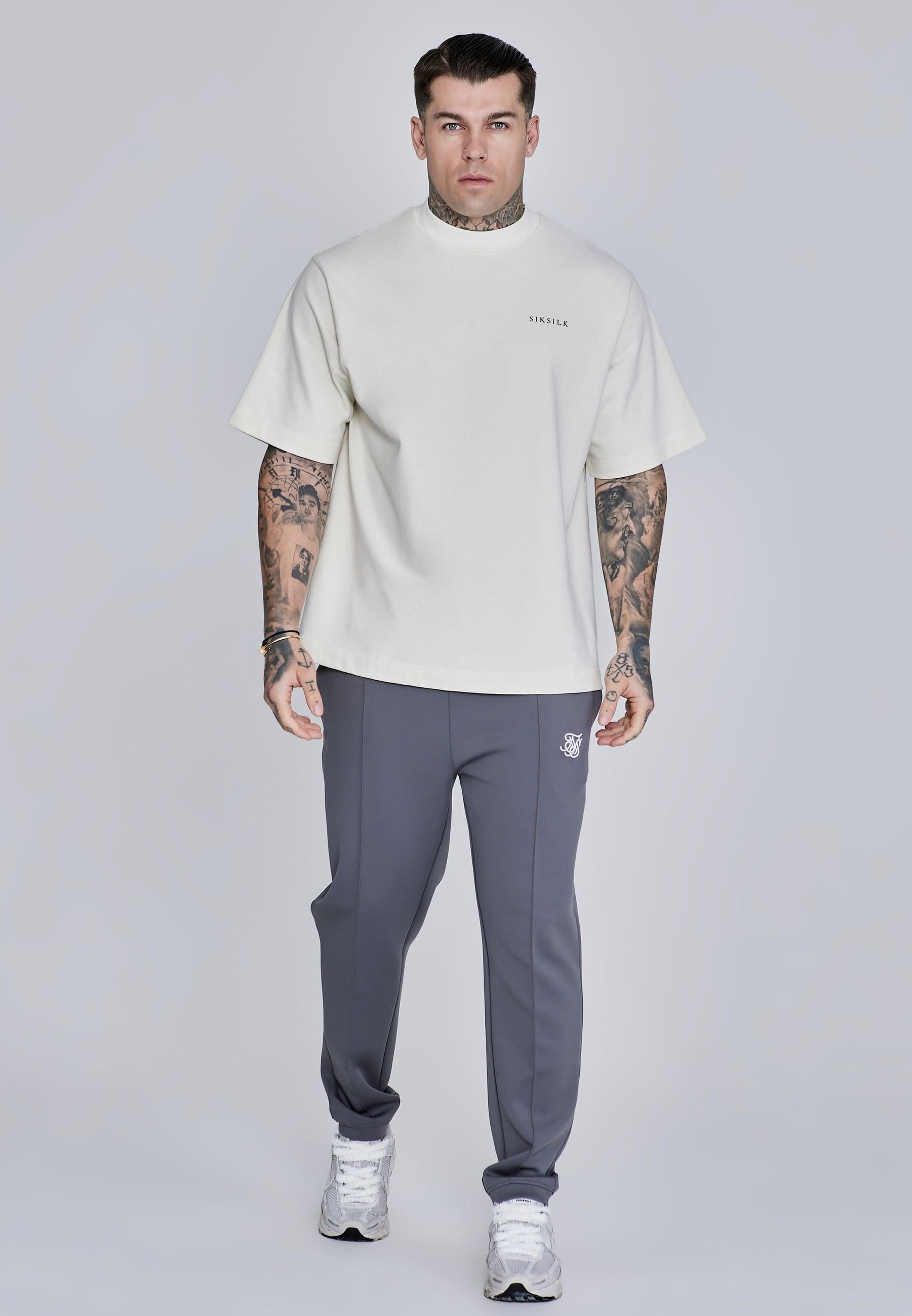 SikSilk SikSilk Men's Essentials Pleated Pants in Grey - 4