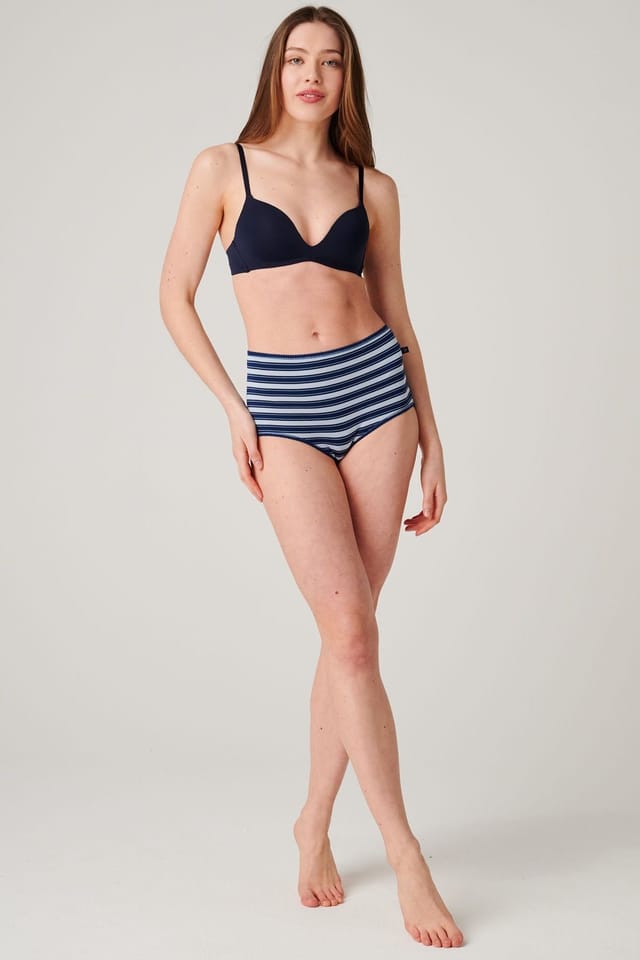 British Boxers British Boxers Women's Pack of Four "On the Pier" Full Briefs - 3