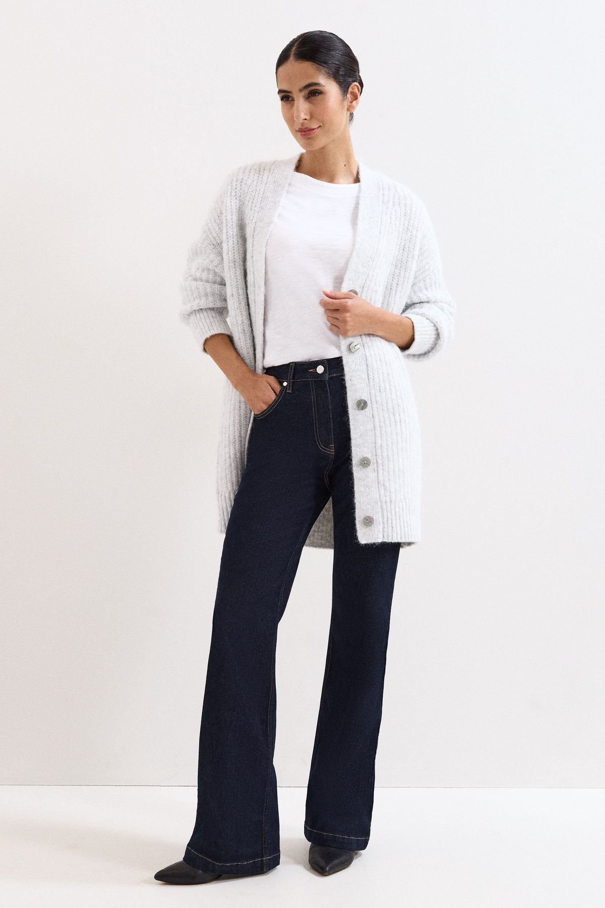 Phase Eight Phase Eight Women's Marianne Cardigan in Pale Grey - 3