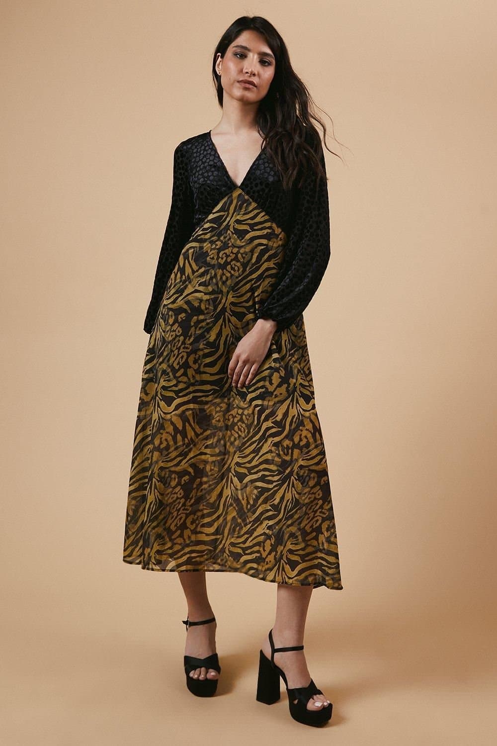 Oasis Oasis Women's Occasion Animal Spot Bodice Midi Dress in Black