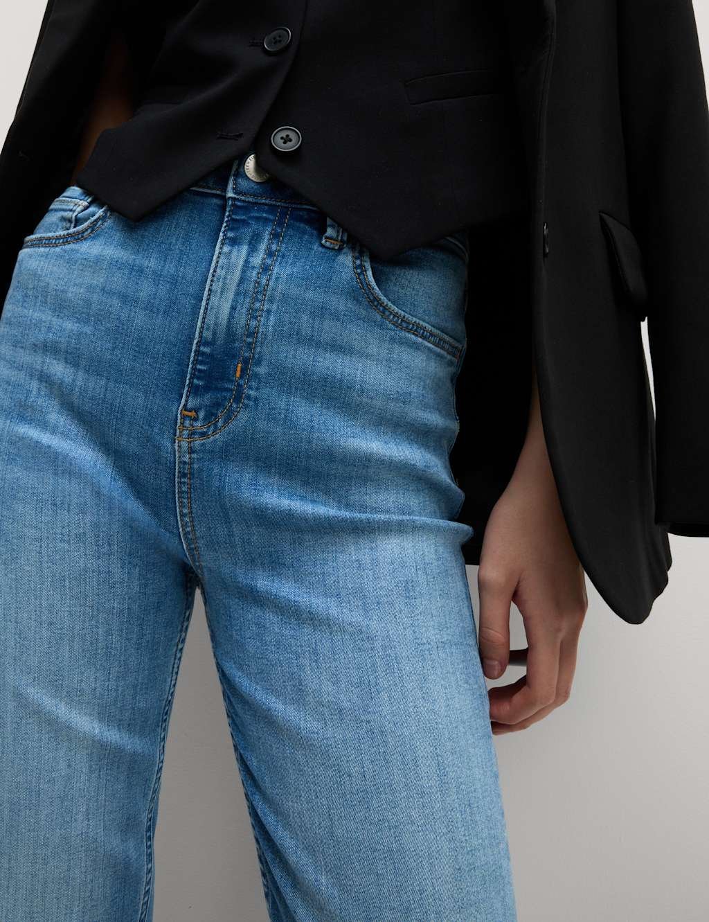 Marks & Spencer M&S Sienna Supersoft High Waisted Jeans Light Indigo - 3