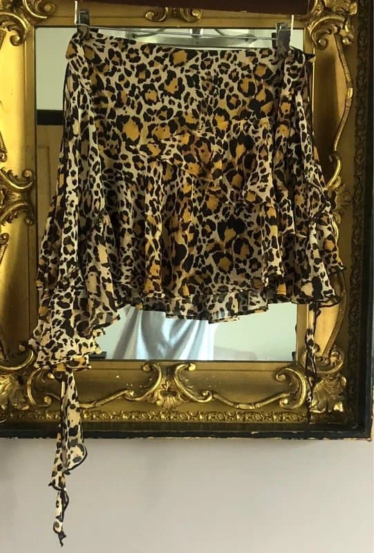 Bershka Cute Bershka leopard print chiffon ruffle mini skirt m
