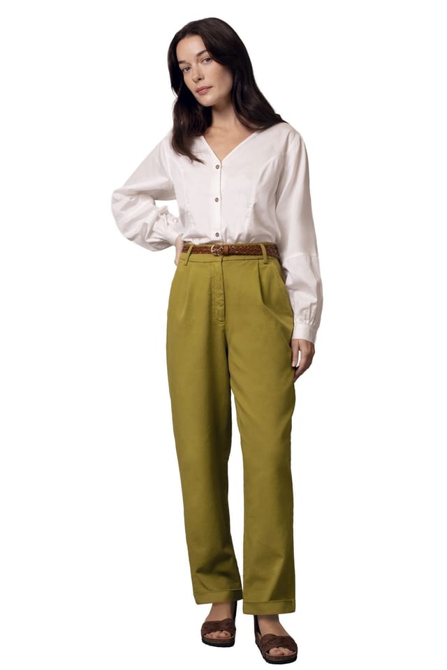 Celtic & Co Celtic & Co Women's Tapered Pleat Front Pant in Khaki - 3