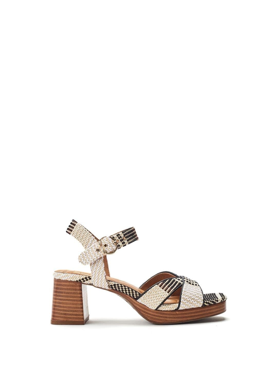 Moda in Pelle Moda In Pelle Women's 'Grechian' Textile Heeled Sandals in Off-White