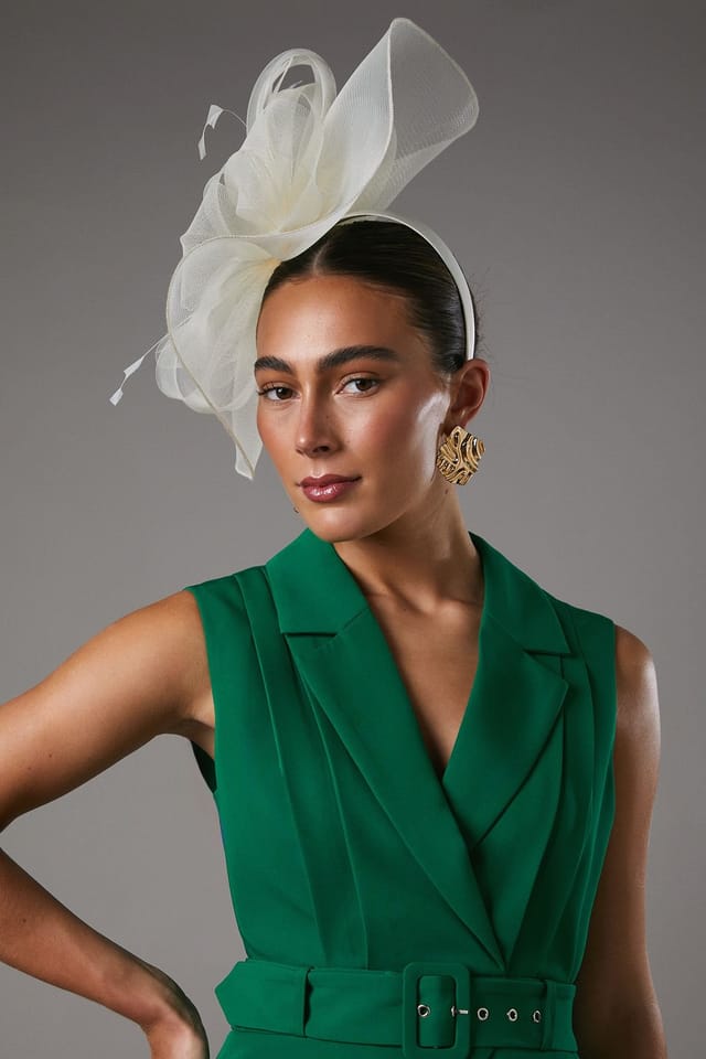 Coast Coast Women's Structured Mesh Bow Flat Fascinator in Ivory - 2