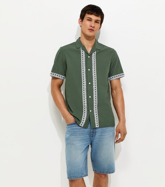 New Look Men's Green Regular Border Embroidered Shirt New Look - 2