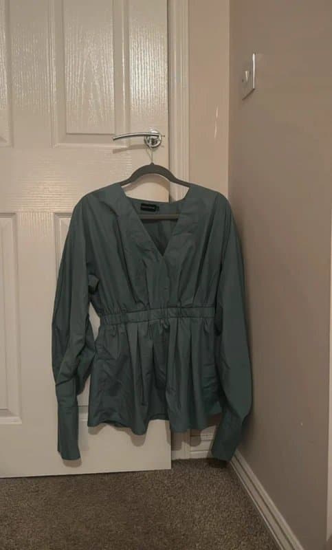 PrettyLittleThing Plt green blue teal long sleeved tulle blouse top with v neck