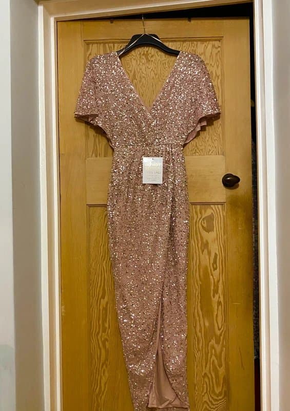 ASOS Beaut at Asos size 6 petite all over sequin cruise / party maxi dress