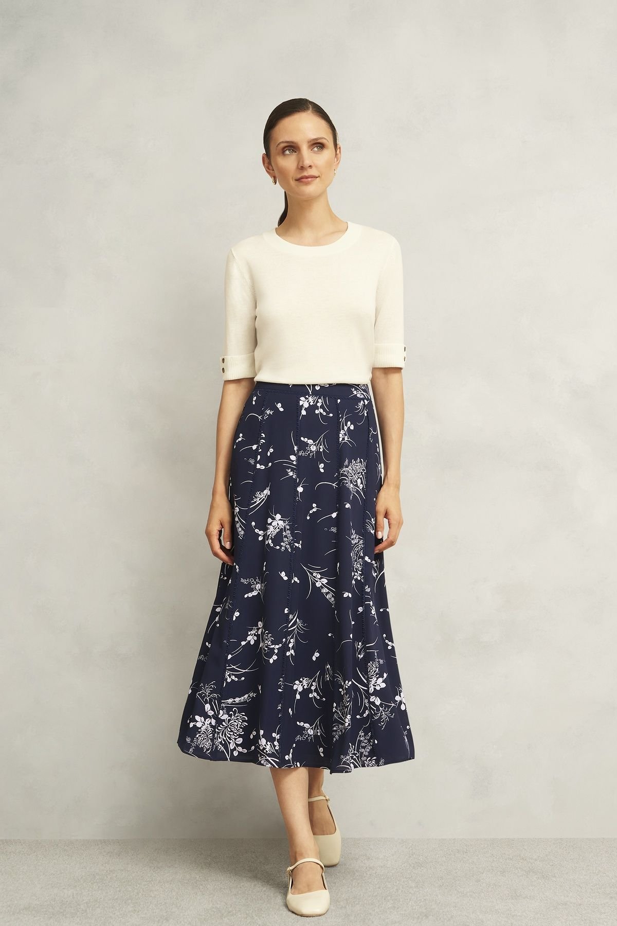 Hobbs London Hobbs London Women's Brielle A-Line Skirt in Dark Navy - 3