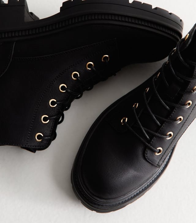 New Look Women's Black Faux Leather Lace Up Boots New Look - 3