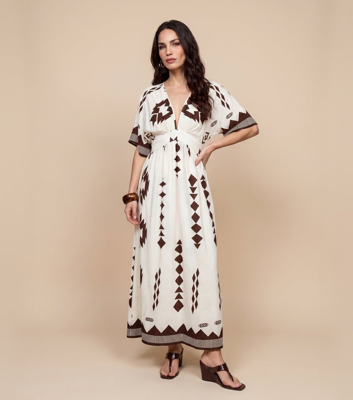 Urban Bliss Women's Brown Geometric Print Angel Sleeve Maxi Dress Urban Bliss New Look