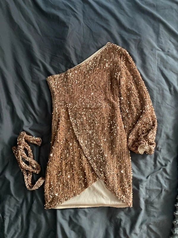 Chic Me Sequin mini dress