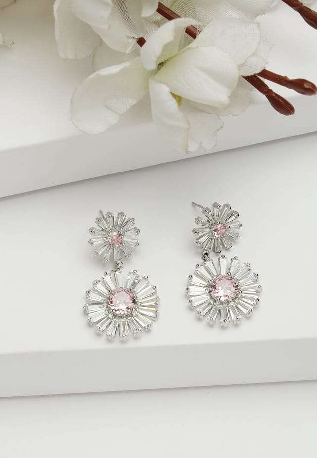 AVANT-GARDE PARIS AVANT-GARDE PARIS Women's Diva Collection Double Daisy Drop Earrings in White - 2