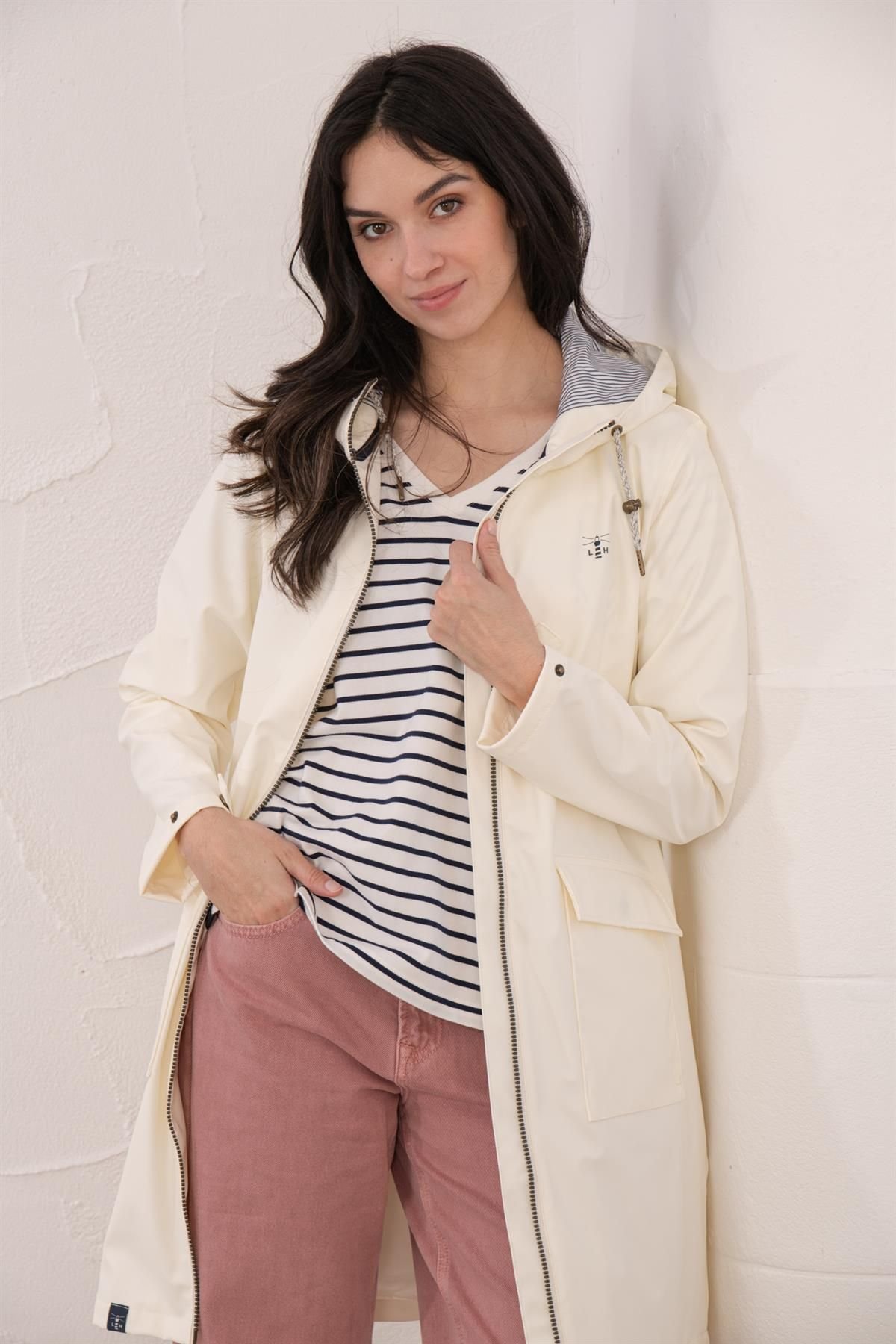 Lighthouse Clothing Lighthouse Clothing Women's Lucy Long Jacket in Beige - 2