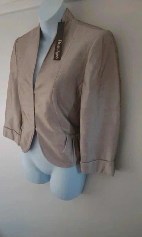 Phase Eight Phase Eight Pheobe oyster blazer jacket UK size 10 brand new with tags