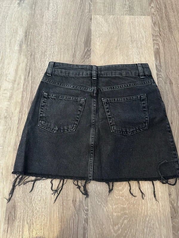 Topshop Topshop Black Denim Skirt
